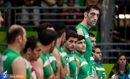تیم والیبال نشسته هم پس از قهرمانی سرود جمهوری اسلامی را نخواند