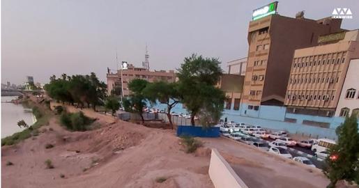 بستر کارون جایی است که ماشین ها در حرکتند