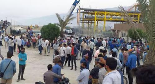از روز بیستم مردادماه ۱۴۰۱ جمعی از کارکنان رسمی صنعت نفت و گاز کشور که در واحدهای ستادی و عملیاتی شاغل هستند، یک اعتراض گسترده را آغاز کرده‌اند