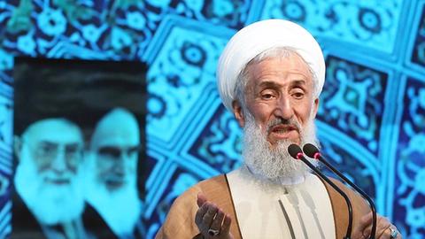 امام جمعه تهران: گرانی‌ها امتحان الهی است