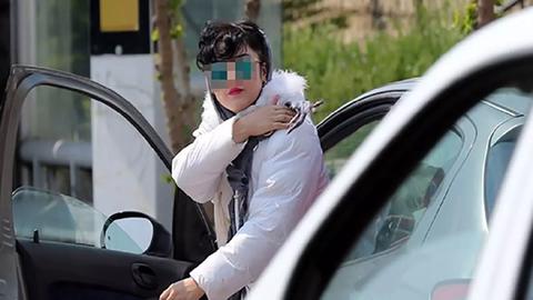 فرمانده انتظامی آذربایجان شرقی از تشکیل پرونده برای شماری از زنان به اتهام عدم رعایت حجاب اجباری و «توقیف ۴۳۹ دستگاه خودرو به خاطر کشف حجاب» خبر داد.