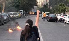 جنبش زنان در ایران؛ مطالبه‌ تغییرات قانونی است یا انقلاب؟