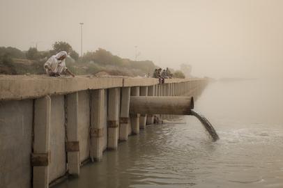 ساحل‌سازی یا خشکاندن عمدی کارون؛ چه کسی پاسخ‌گو است؟