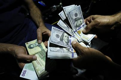 Iran’s Currency Falls Again amid Mideast Tensions