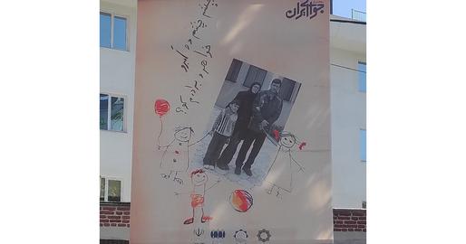 بخش عمده‌ای از تمرکز یک کمپین ترویجی، کارزار رسانه‌ای است. گاهی مدیران پروژه‌های ترویجی برای رساندن صدای خود به مخاطبان، رسانه‌ای ایجاد می‌کنند و گاهی می‌کوشند حمایت رسانه‌های مرسوم را جلب کنند