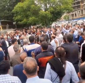 اعتصاب و تجمع اعتراضی رانندگان اتوبوس در تهران