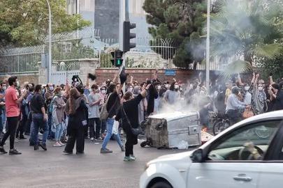 تهران در هشتمین روز اعتراضات به روایت یک شاهد عینی