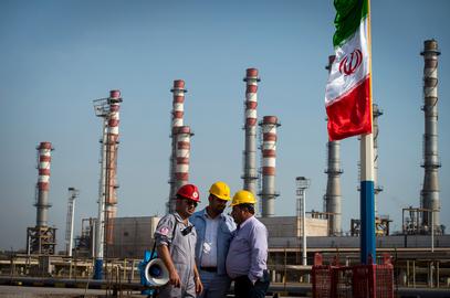 What If Sanctions Were Lifted? Who Could Invest in Iran and How?