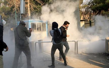 اعلام حمایت ۵۰ استاد دانشگاه فردوسی مشهد از معترضان
