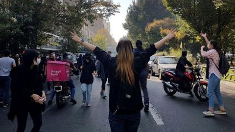 مفاهیم پیشروی جنبش زنان ایران باید وارد خانه‌ها شوند