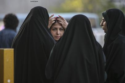 همزمان با تشدید فشار گشت ارشاد بر زنان ایران برای رعایت حجاب اجباری، دبیر ستاد امر به معروف و نهی از منکر گفته است: «حتی اگر یک تار موی زنی بیرون باشد مجرم است.»