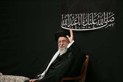 خامنه‌ای بالاخره در انظار عمومی ظاهر شد