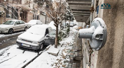 بارش برف شهر تهران را  یکشنبه ۲۵ دیماه سفید پوش کرد. عکس ایران وایر