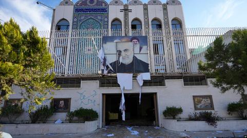 No Rush to Restore Relations with Syria, Iran’s Foreign Minister Says
