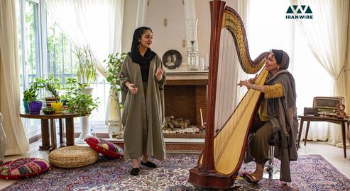 July 24, 2020. Nazli Bakhshayesh is a harp player, and her teenage daughter Nika Afkari is a vocalist.