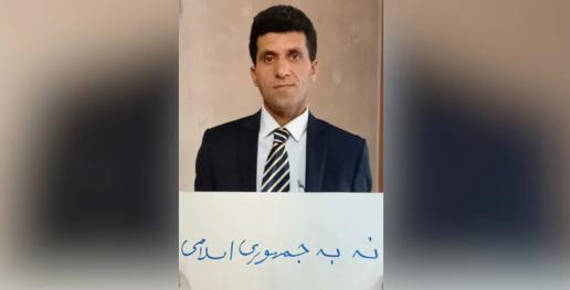 برزان محمدی  با پیوستن به کمپین «نه به جمهوری اسلامی»، مخالفت آشکار خود با نظام حاکم را اعلام کرده بود.