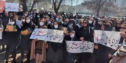 تجمع معلمان فارس در اعتراض به بی‌توجهی دولت به مطالبات: سکوت نمی‌کنیم