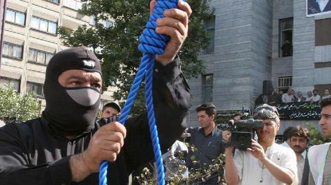 Two More Prisoners Executed for Drug Crimes in Iran