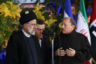Raisi y sus aliados latinoamericanos condenan las sanciones de EE.UU.