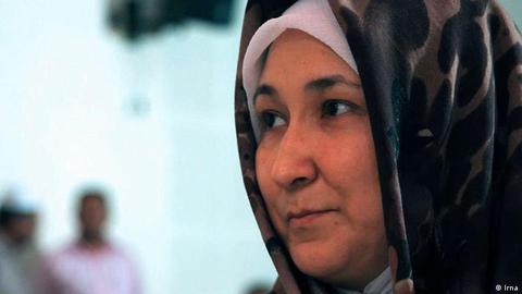 «مرجان نازقلیچی»، فرماندار بندر ترکمن و یکی از سه زن اهل سنت است که به سمت فرمانداری در دولت «حسن روحانی» انتصاب شده بود