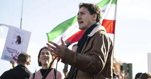Canadian Prime Minister Justin Trudeau on October 29 marched with protesters in Canada’s capital, Ottawa, in support of demonstrations that have swept Iran for weeks.
