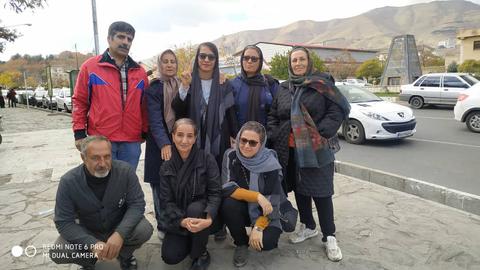 هاجر سعیدی، ایستاده نفر وسط