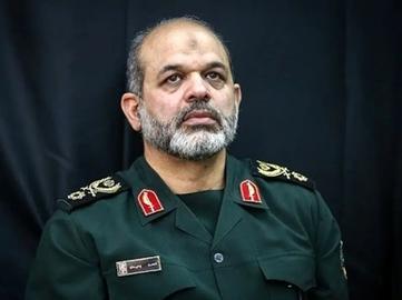 شماری از احزاب و رسانه‌ها و فعالان سیاسی در ایران خواهان «برکناری» احمد وحیدی وزیر کشور دولت ابراهیم رییسی  شدند.