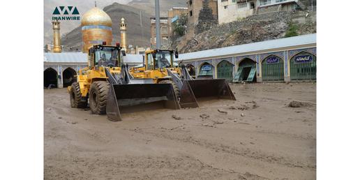 تصاویری از خسارات سیل در امامزاده داوود و شیراز