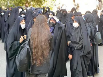 Students Prohibited from Entering Iran’s Al-Zahra University