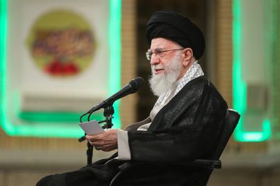 Khamenei Calls Gaza Ceasefire a Defeat for Israel
