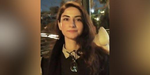 The Islamic Revolutionary Guard Corps (IRGC) intelligence agents in central Isfahan have arrested Fahimeh Soltani, a student rights activist and law student