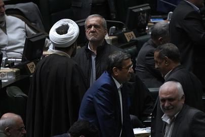Iranian President’s Anti-Disinformation Bill Draws Criticism from Legal Experts