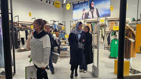 ‘People’s Pockets Are Empty’: Black Friday in Iran