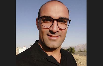 محمد سعیدی ابواسحاقی، معلم و هنرمند لردگانی، با حکم هیات تخلفات چهارمحال و بختیاری، از شغل خود اخراج ش