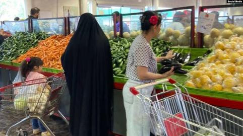 دبیر شورای فرهنگ عمومی: حکومت توان برخورد با زنان بی‌حجاب را ندارد