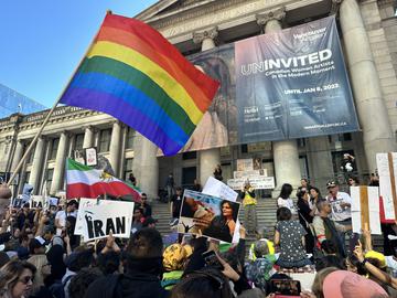 تجمع اعتراضی ونکوور با حضور جامعه رنگین‌کمانی