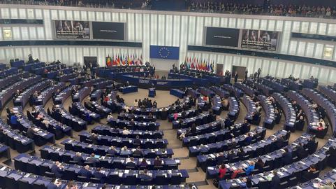 La UE recuerda a Mahsa Amini en la ceremonia de entrega del Premio Sájarov