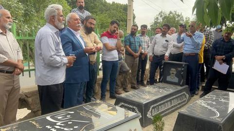 سخنرانی سیاوش حیاتی، بر مزار نیکمرد طاهری در آرامگاه شهرستان صحنه