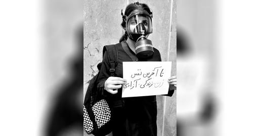 در بیش از یکصد روز، هزاران دختر دانش آموز در پی حملات شیمیایی به مدارس‌شان مسموم و راهی بیمارستان شدند.