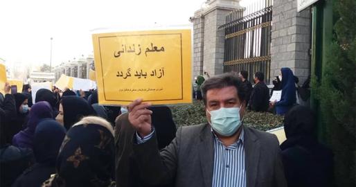 کمپین یکصد هزار امضا برای آزادی معلمان زندانی؛ مطالبه‌گری مسالمت‌آمیز