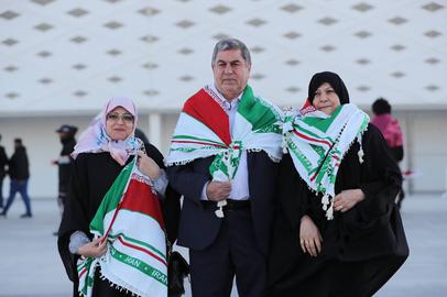 نیروهای حکومتی در راه ورزشگاه بازی ایران و قطر