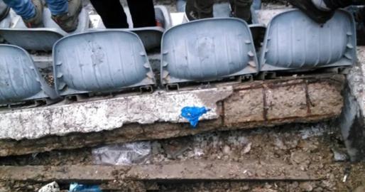 Iran's Minister of Sports has ordered an investigation after a video showed cracks running the length of the stands in Tehran's Azadi Stadium