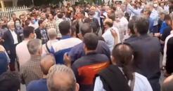 "Resign, You Incompetent Mayor": Tehran's Bus Drivers Go on Strike