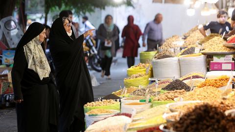 From 34 to 51 percent : Inflation Rate Disparity Among Iranian Provinces