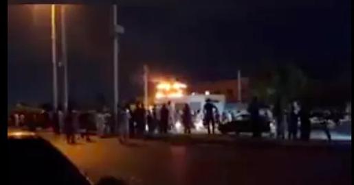 Residents in the city of Chabahar set fire to a police kiosk on Tuesday night after news that a 15-year-old girl had been raped by a local commander