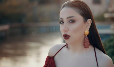 Azərbaycanlı qadın müğənni "Damla"nın Ərdəbildəki çıxış yeri bağlanıb