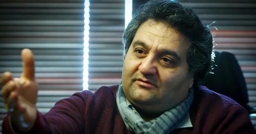 Dariush Yari, a film director, retracted part of a statement he had co-signed in support of protesters in Khuzestan