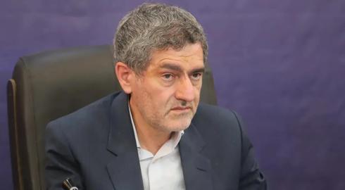 A las empleadas del gobierno en Fars se les dice que usen hiyab o tomen licencias sin goce de sueldo