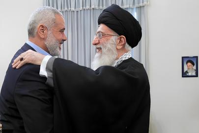 دیدار اسماعیل هنیه با خامنه ای ۲۳ بهمن ۱۳۹۰