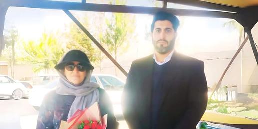 نسرین شاکرمی موقتا از زندان آزاد شد